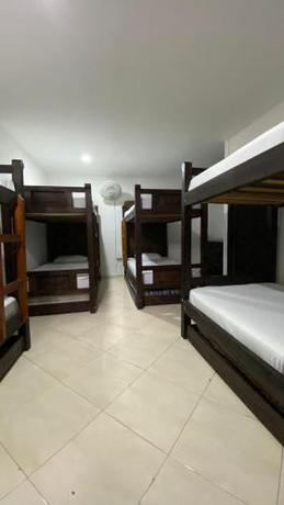 Imagen de la habitación del Hotel Los &Aacute;ngeles, Bello. Foto 15