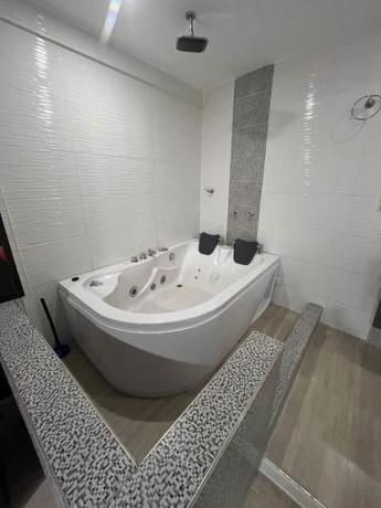 Imagen de la habitación del Hotel Los &Aacute;ngeles, Bello. Foto 20