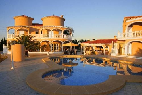 Imagen general del Hotel Los Caballos. Foto 4