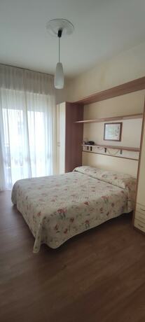 Imagen de la habitación del Hotel Losanna. Foto 16