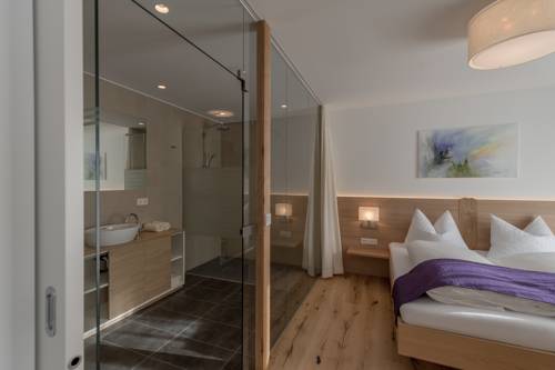 Imagen de la habitación del Hotel Loy. Foto 11
