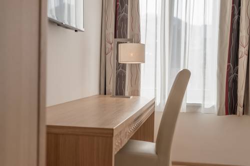 Imagen de la habitación del Hotel Loy. Foto 16