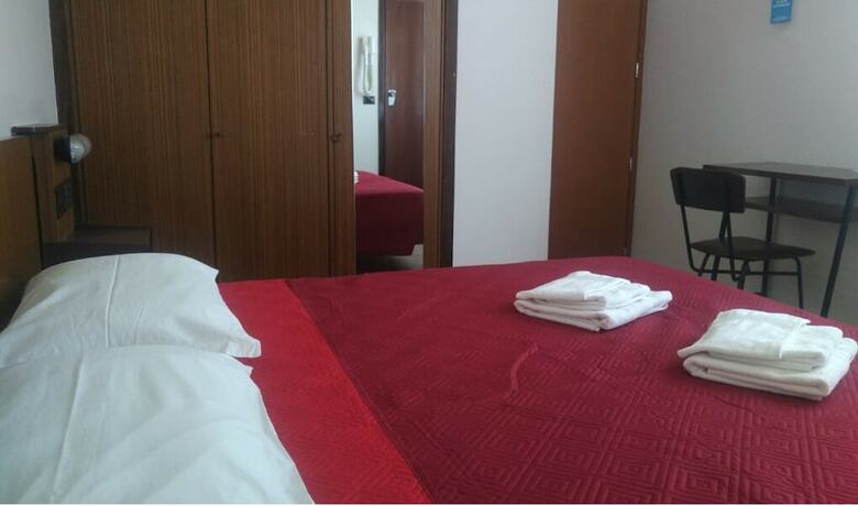 Imagen general del Hotel Luca, Viserba. Foto 8