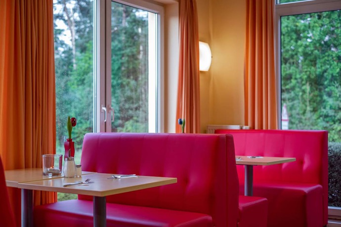 Imagen del bar/restaurante del Hotel Lueneburg Sued. Foto 2