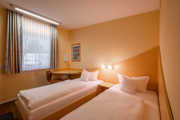 Imagen de la habitación del Hotel Lueneburg Sued. Foto 15