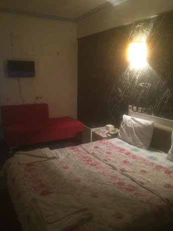 Imagen de la habitación del Hotel Lugano, Muratpaşa. Foto 12