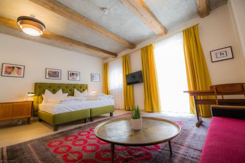 Imagen de la habitación del Hotel Luis Stadl. Foto 8