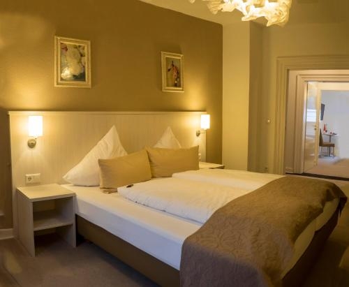 Imagen de la habitación del Hotel Luise, Bad Bergzabern. Foto 7