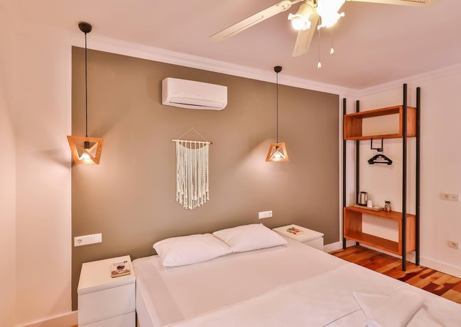 Imagen de la habitación del Hotel Luna Kas. Foto 10