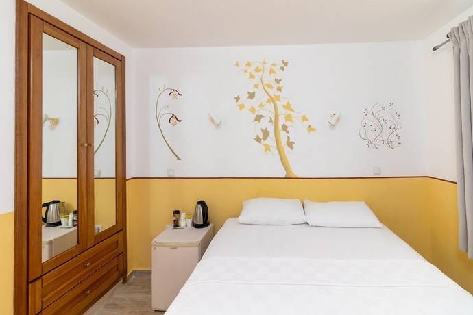 Imagen de la habitación del Hotel Luna Kas. Foto 16
