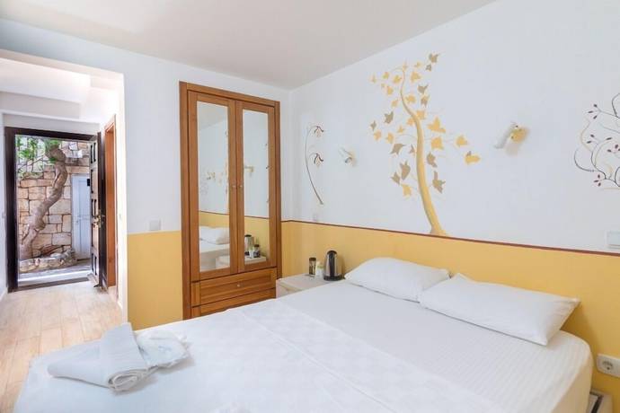 Imagen de la habitación del Hotel Luna Kas. Foto 18