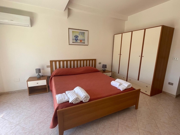 Imagen de la habitación del Hotel Lungomare 3 Stelle. Foto 8