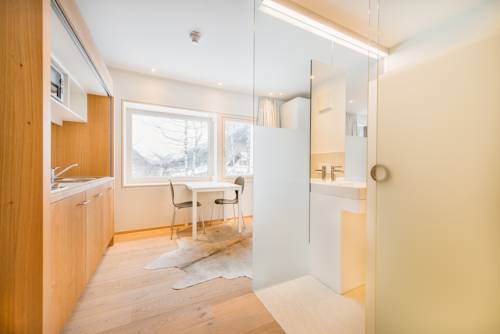 Imagen de la habitación del Hotel L&uuml;n. Foto 15