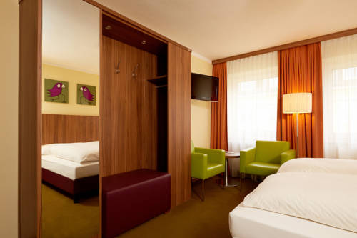 Imagen de la habitación del Hotel Lux. Foto 5