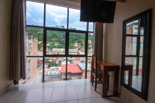 Imagen de la habitación del Hotel Luxor Inn Chanchamayo. Foto 18