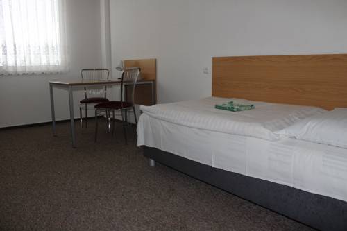 Imagen de la habitación del Hotel M, Jesen&iacute;k . Foto 16
