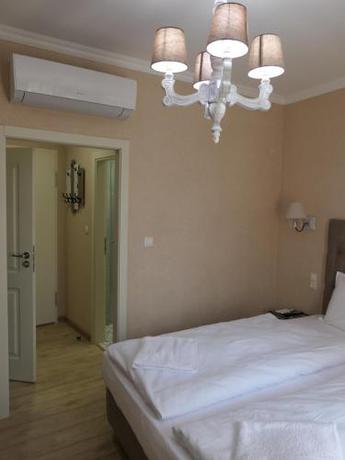 Imagen de la habitación del Hotel MEDITERRANEO. Foto 15