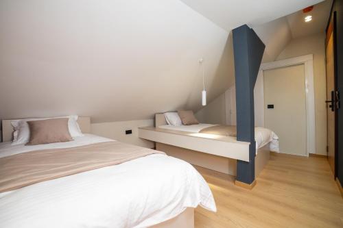 Imagen de la habitación del Hotel Ma Belle. Foto 19