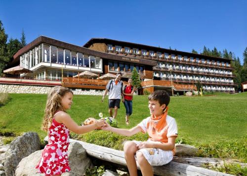 Imagen general del Hotel Magura. Foto 9