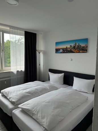 Imagen de la habitación del Hotel Main Taunus. Foto 3