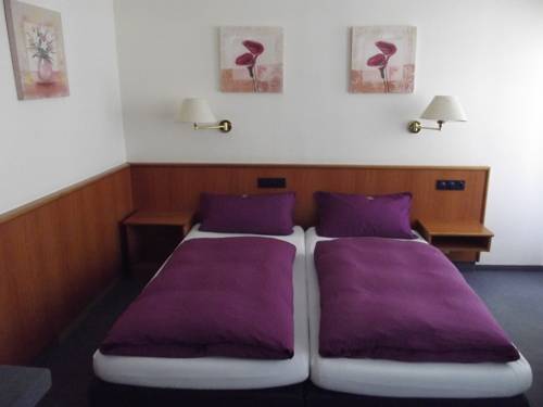 Imagen de la habitación del Hotel Mainperle. Foto 7