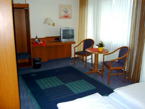 Imagen de la habitación del Hotel Mainperle. Foto 14