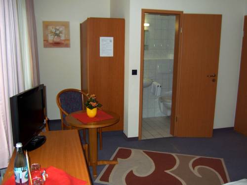 Imagen de la habitación del Hotel Mainperle. Foto 15