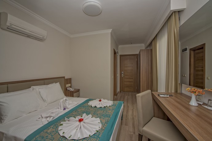 Imagen de la habitación del Hotel Mandalin. Foto 3