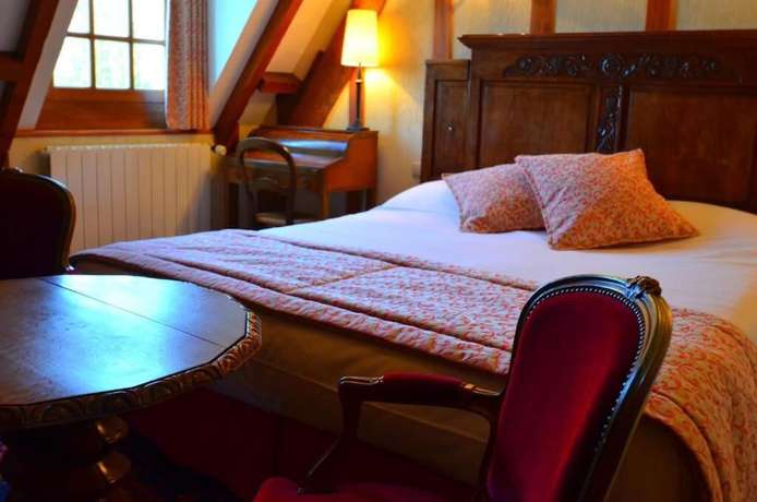 Imagen de la habitación del Hotel Manoir De Mathan. Foto 14