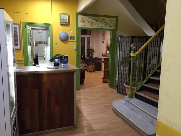 Imagen de los interiores del Hotel Manon. Foto 9
