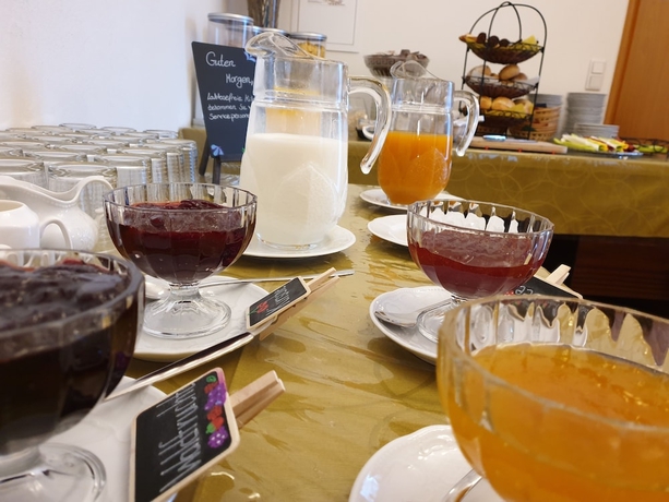 Imagen del bar/restaurante del Hotel Marco Polo. Foto 9