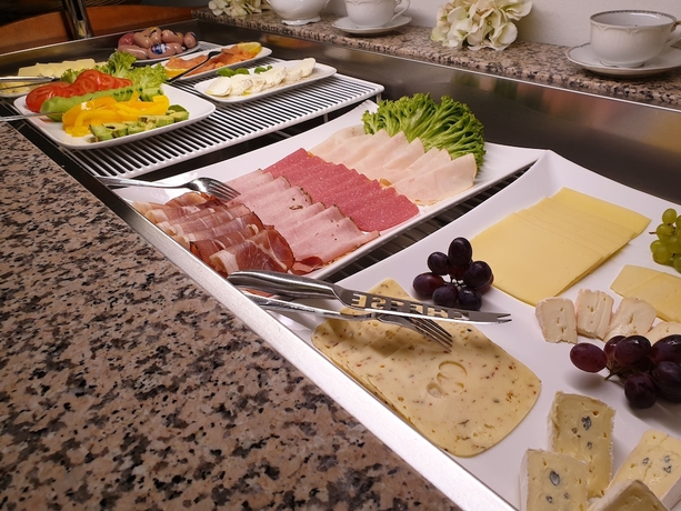 Imagen del bar/restaurante del Hotel Marco Polo. Foto 10