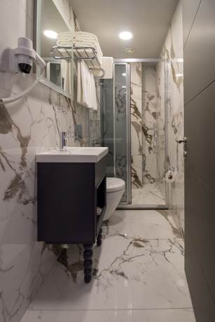 Imagen de la habitación del Hotel Mardia. Foto 10