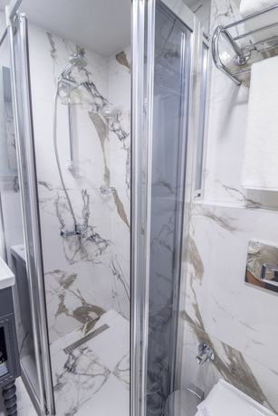 Imagen de la habitación del Hotel Mardia. Foto 11