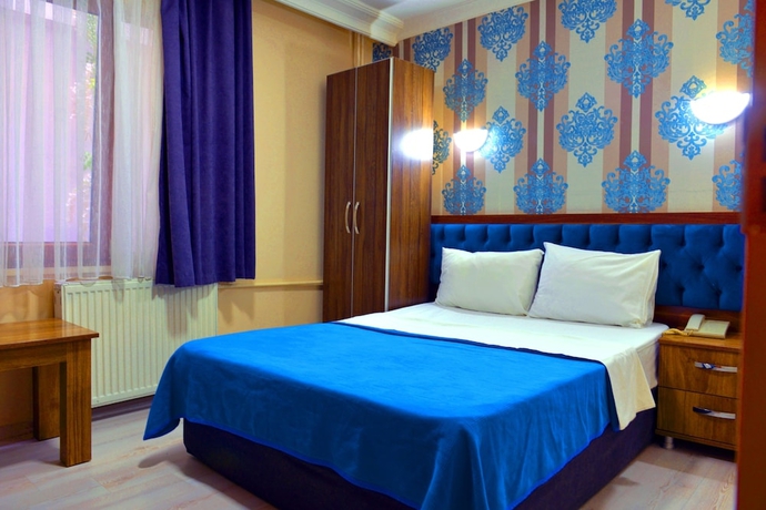 Imagen de la habitación del Hotel Marina City. Foto 8