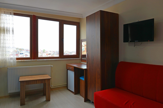 Imagen de la habitación del Hotel Marina City. Foto 13