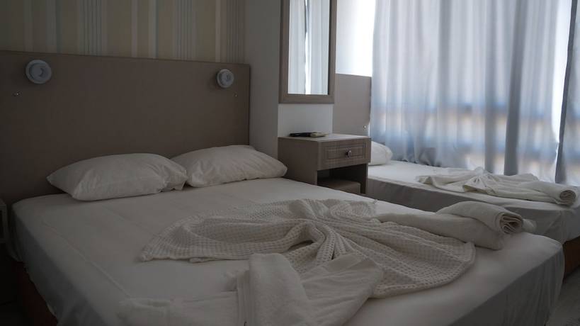 Imagen de la habitación del Hotel Marine, Ayvalik. Foto 10