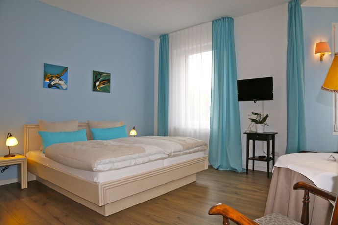 Imagen de la habitación del Hotel Markgr&auml;fler Hof, Badenweiler. Foto 12