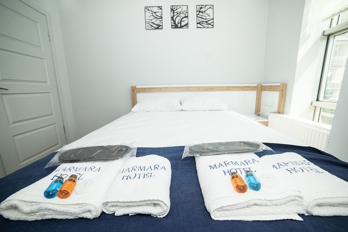 Imagen de la habitación del Hotel Marmara. Foto 6