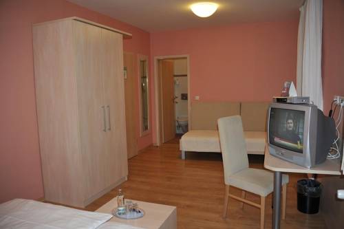 Imagen de la habitación del Hotel Martin, Limburgo del Lahn. Foto 9