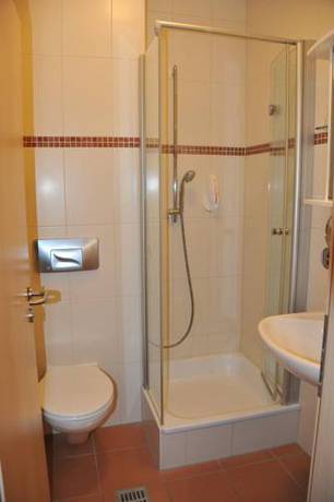 Imagen de la habitación del Hotel Martin, Limburgo del Lahn. Foto 13