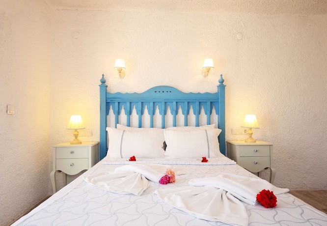 Imagen de la habitación del Hotel Mavi Beyaz. Foto 8