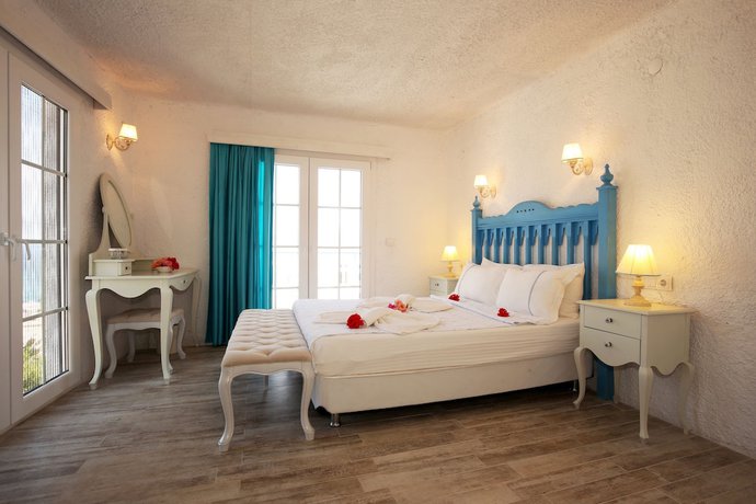 Imagen de la habitación del Hotel Mavi Beyaz. Foto 12