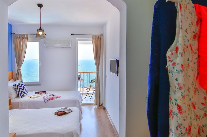 Imagen de la habitación del Hotel Mavilim. Foto 17