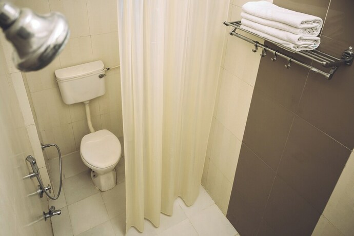 Imagen de la habitación del Hotel Meenakshi Udaipur. Foto 5