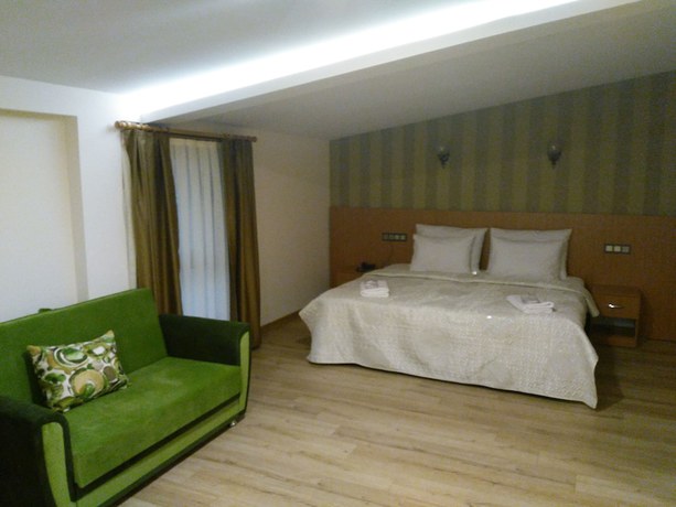 Imagen de la habitación del Hotel Melidium. Foto 9