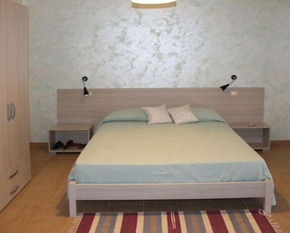 Imagen de la habitación del Hotel Mercurio. Foto 17