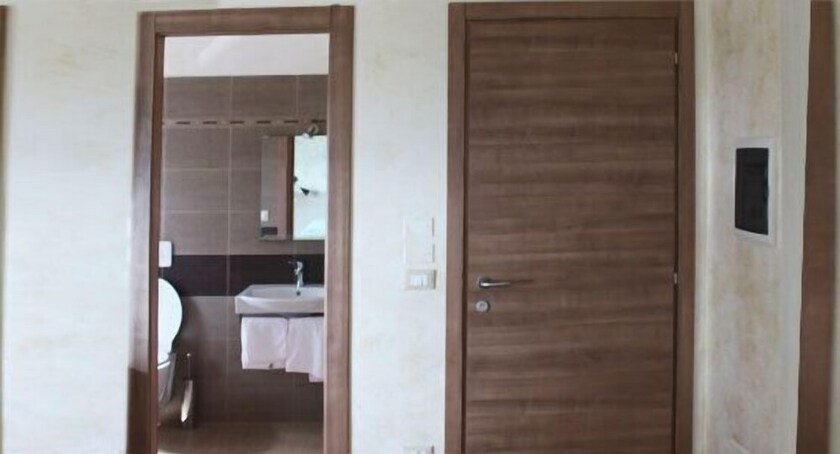 Imagen de la habitación del Hotel Mercurio. Foto 35