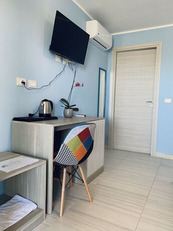 Imagen general del Hotel Mercurio, Santa Maria. Foto 3