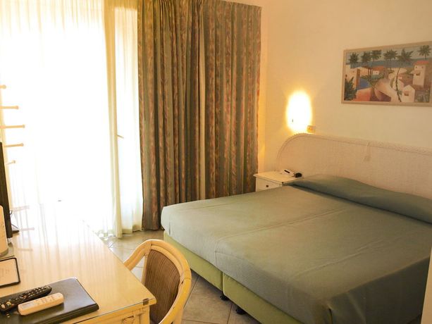 Imagen de la habitación del Hotel Meridiana. Foto 5